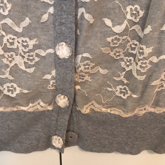Parfait size medium grey v neck cardigan - Picture 3 of 9
